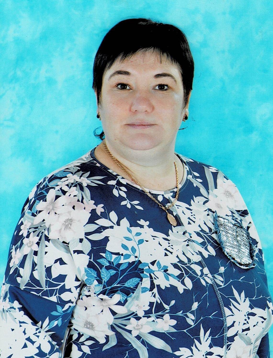 Учитель - логопед Рыбникова Юлия Анатольевна.
